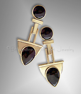 gold onyx earrings